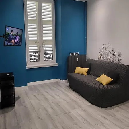 Apartment Grand Refait A Neuf Centre-ville